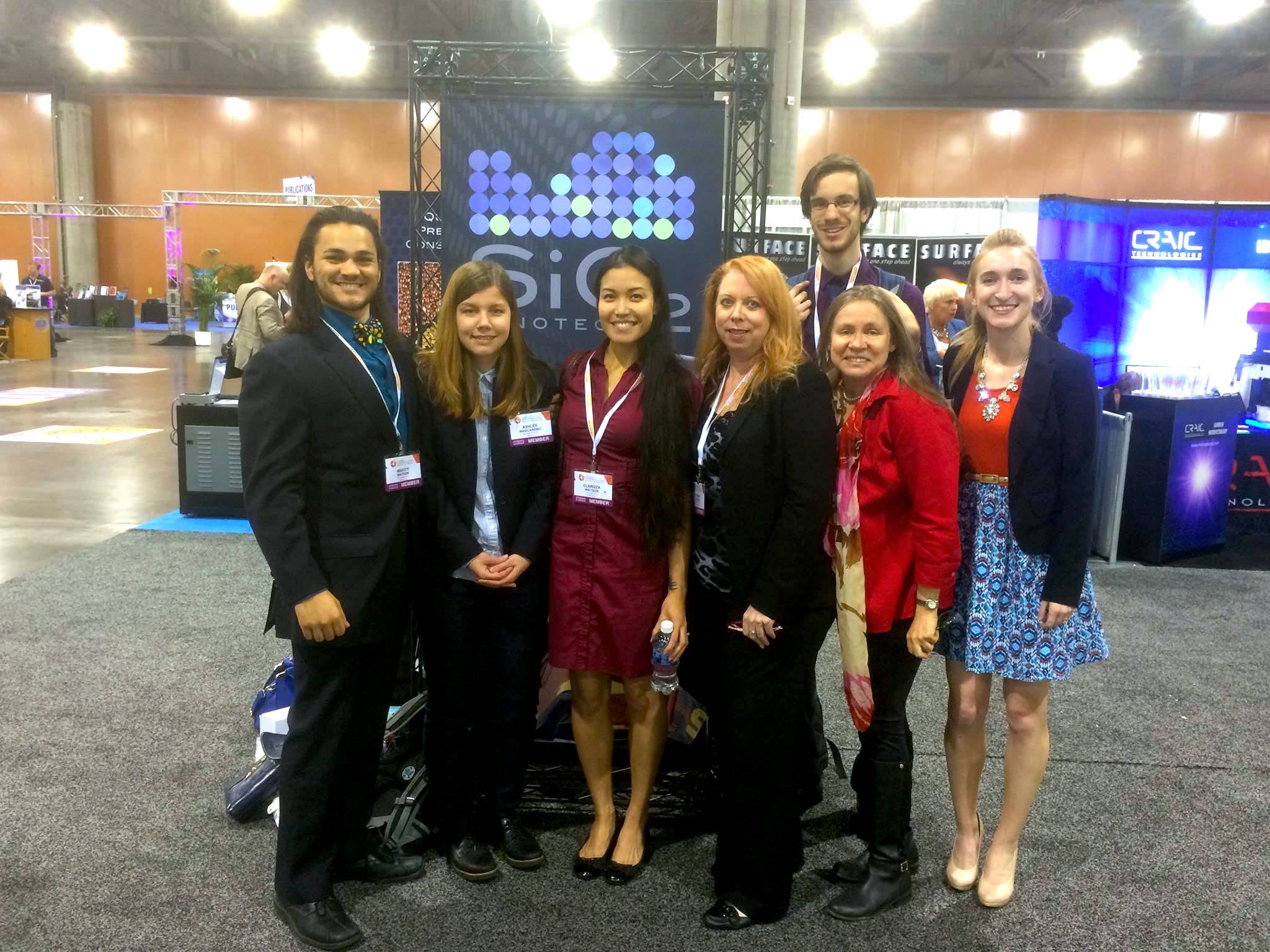 Prof. Herbots with SiO2 NanoTech's CEO R&D team at the first Spring MRS in Phoenix in 2016